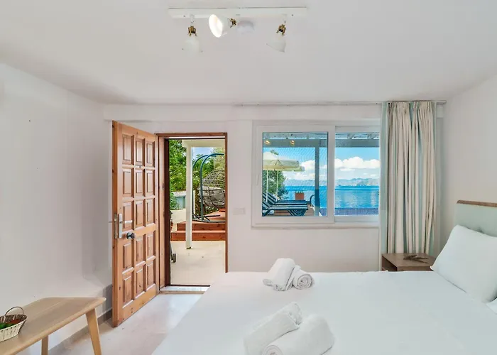 Tekce Knight Island N27 * Fethiye