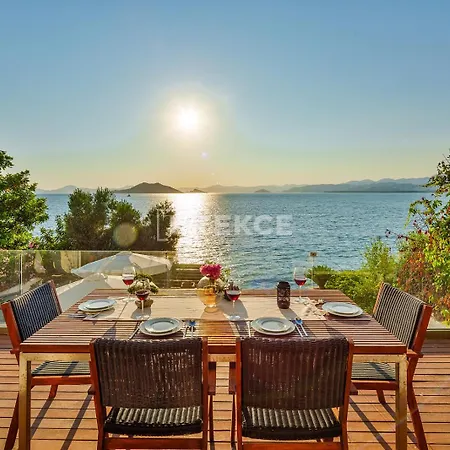 Tekce Knight Island N27 Vila *